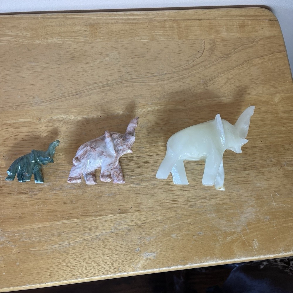Vintage set of 3 Marble Onyx Jade Stone Hand Carved Elephant Figures Pink‎ White